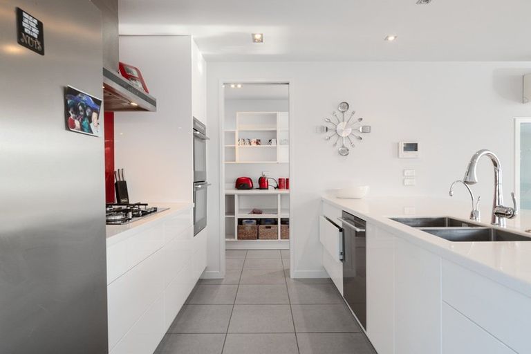 Photo of property in 73 Oceanview Road, Mount Maunganui, 3116