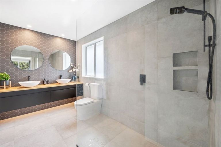 Photo of property in 32 Koropa Road, Flat Bush, Auckland, 2019