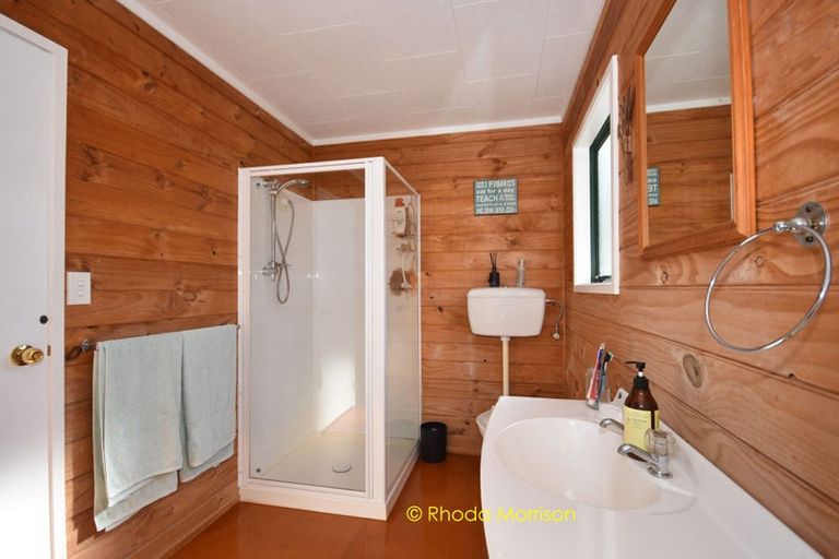 Photo of property in 19 Ngatoto Road, Tinopai, Matakohe, 0593