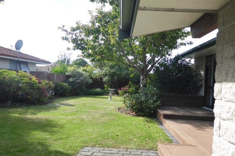 Photo of property in 9 Mulberry Place, Redwood, Christchurch, 8051