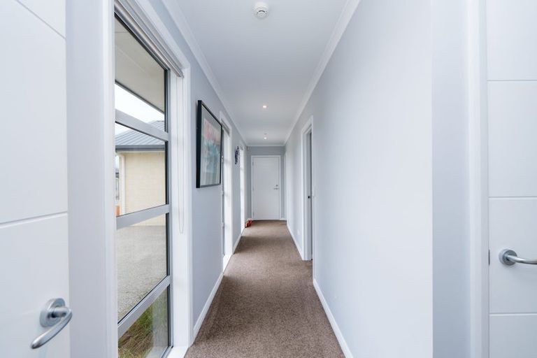 Photo of property in 7 Somerset Lane, Rosedale, Invercargill, 9810