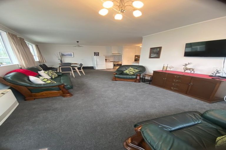 Photo of property in 89 Snodgrass Road, Westport, 7892