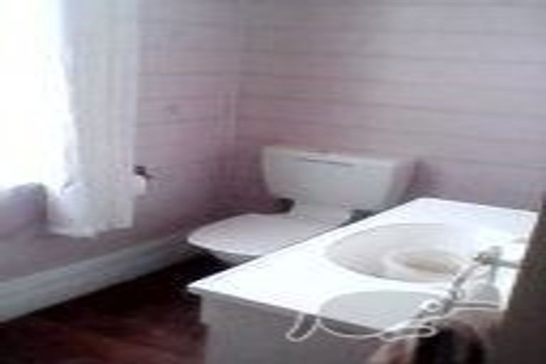 Photo of property in 6 Severn Street, Waitotara, Whanganui, 4588