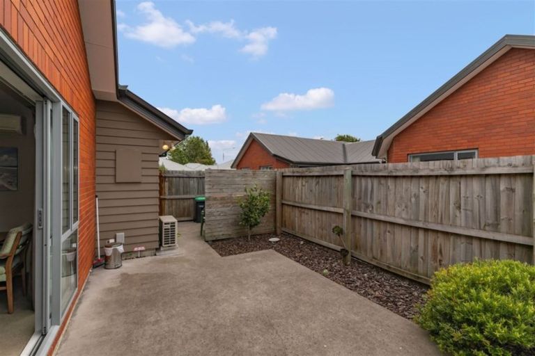 Photo of property in 7/190 Lincoln Road, Addington, Christchurch, 8024