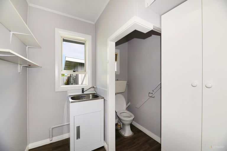 Photo of property in 43 Harris Street, Waimate, 7924