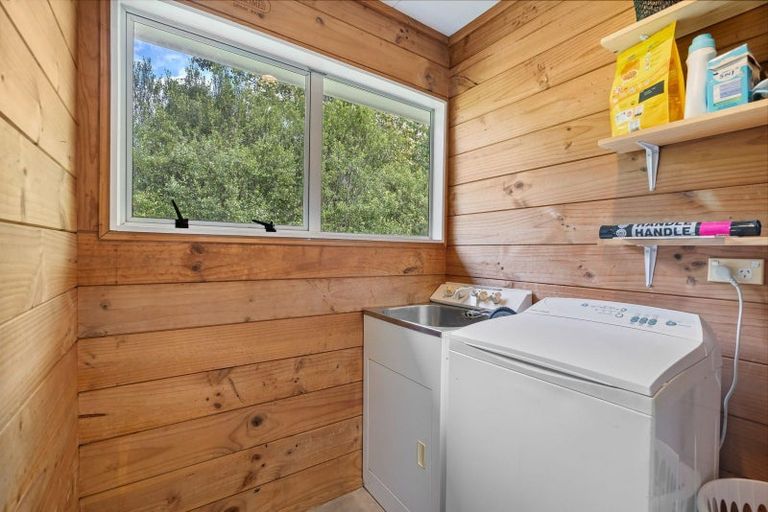 Photo of property in 124 Western Hills Drive, Kensington, Whangarei, 0112