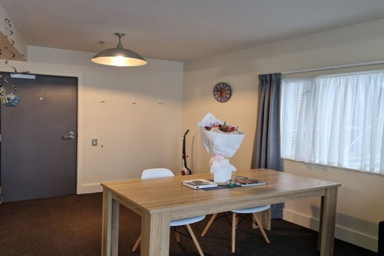 Photo of property in St Pauls Apartments, 48/43 Mulgrave Street, Thorndon, Wellington, 6011