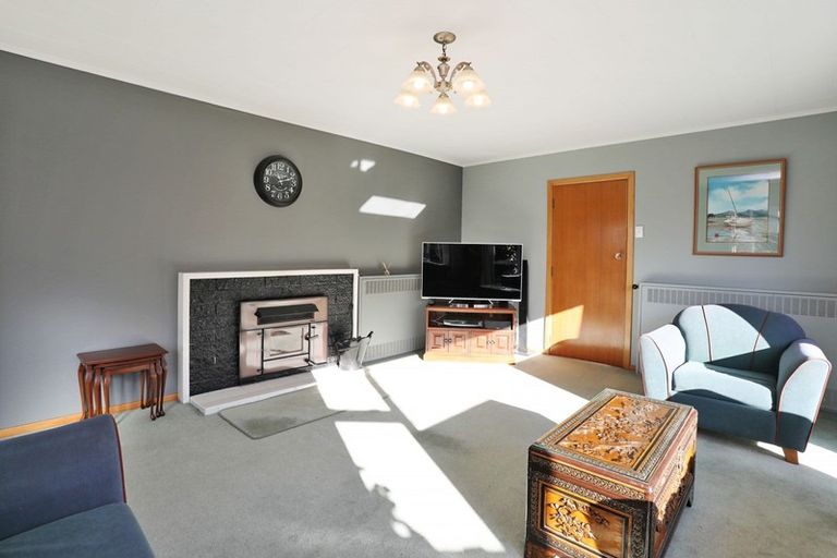 Photo of property in 32 Montrose Street, Gladstone, Invercargill, 9810