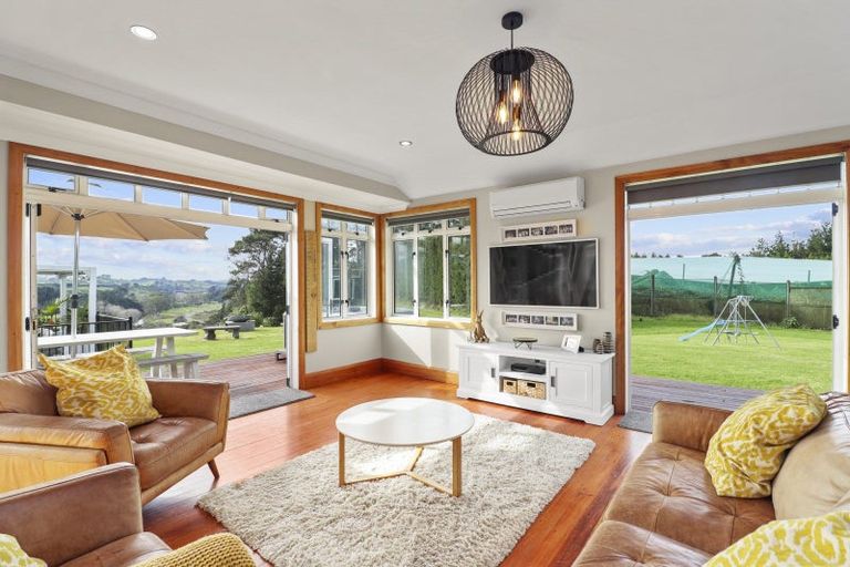 Photo of property in 43 Ruahihi Road, Omanawa, Tauranga, 3171