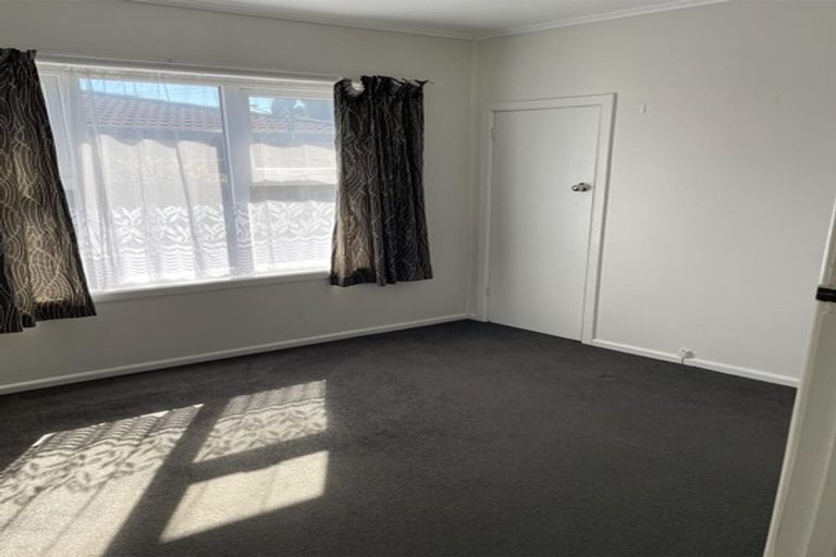 Photo of property in 1/5 Lynton Road, Mount Wellington, Auckland, 1060