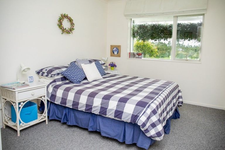 Photo of property in 16 Campbell Drive, Martinborough, 5711