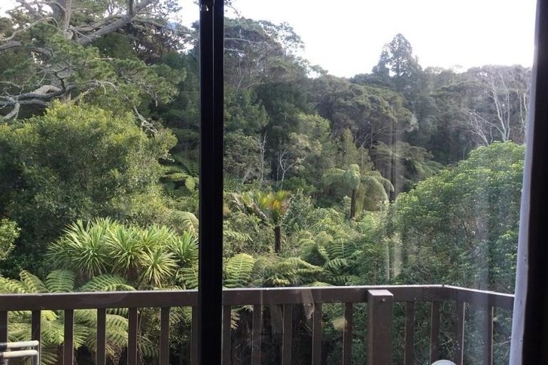 Photo of property in 126 Spinella Drive, Bayview, Auckland, 0629