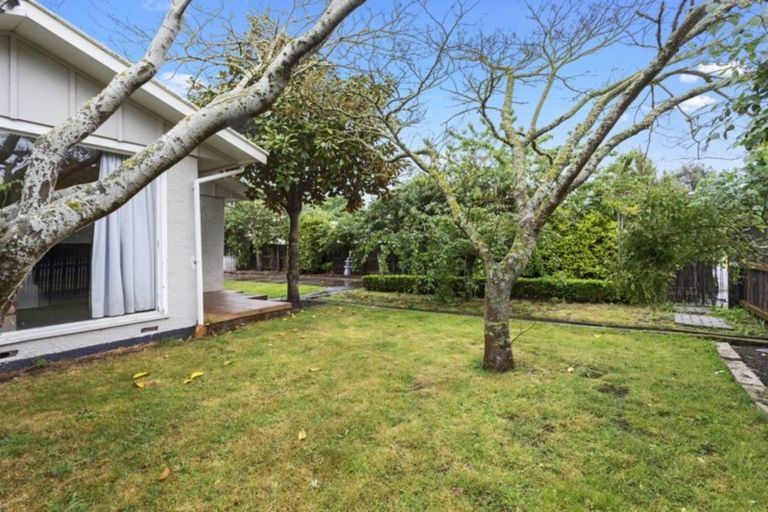 Photo of property in 196 Kainga Road, Kainga, Christchurch, 8083