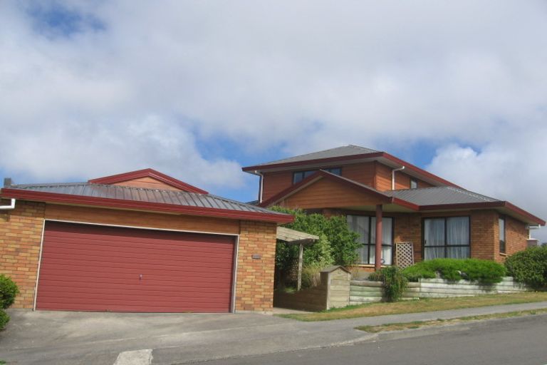 Photo of property in 2 Monteith Grove, Brooklyn, Wellington, 6021