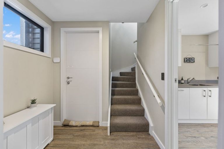 Photo of property in 67 Lomond Grove, Acacia Bay, Taupo, 3385