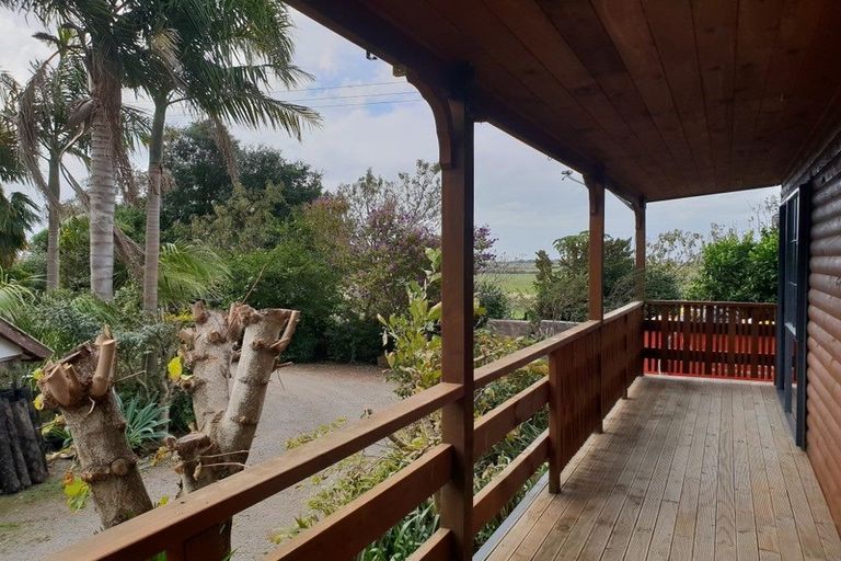 Photo of property in 198 Te Puke Highway, Papamoa, Te Puke, 3187