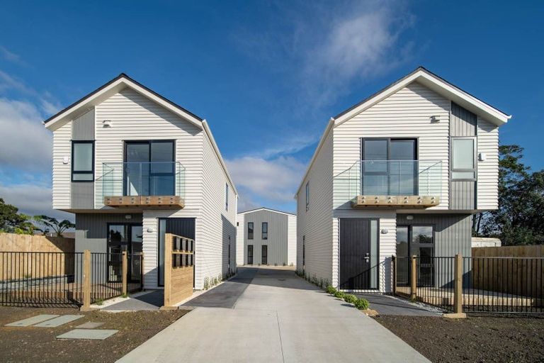 Photo of property in 5/4 Bittern Place, Henderson, Auckland, 0610