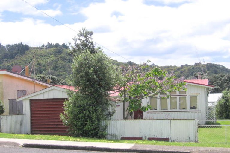 Photo of property in 18 Ocean View Road, Waihi Beach, 3611