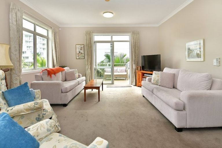 Photo of property in 19 Parkside Drive, Orewa, 0931