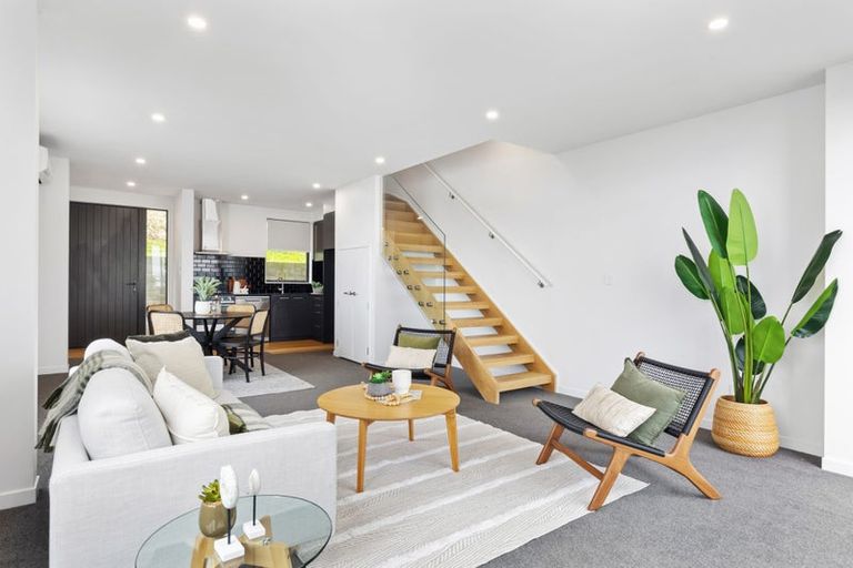 Photo of property in 17/52 High Street, Island Bay, Wellington, 6023