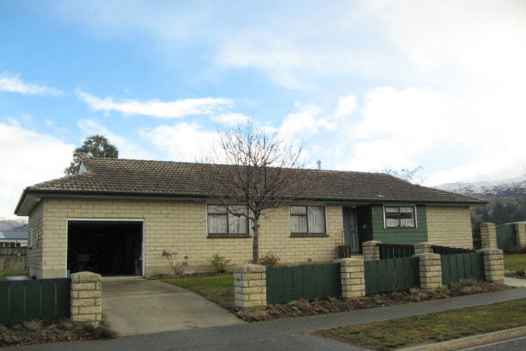 Photo of property in 58 Cairnmuir Crescent, Cromwell, 9310