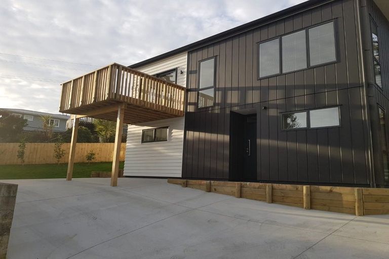 Photo of property in 89 Carlisle Road, Torbay, Auckland, 0632