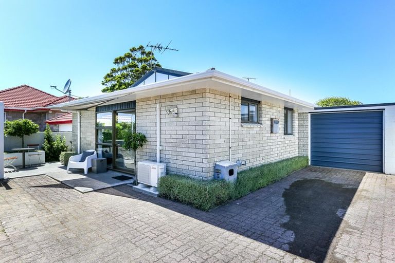 Photo of property in 504 Devon Street East, Strandon, New Plymouth, 4312