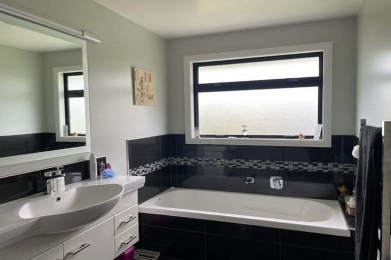 Photo of property in 33 Shearwater Drive, Kaikoura, 7300