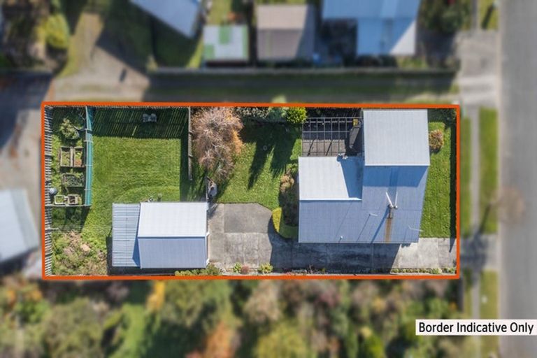 Photo of property in 25 Burnett Street, Oxford, 7430