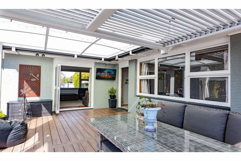 Photo of property in 75 Kowhai Avenue, Rangiora, 7400