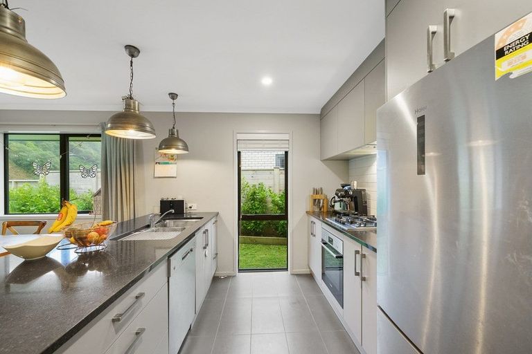 Photo of property in 9 Tradewinds Drive, Whitby, Porirua, 5024