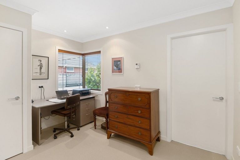Photo of property in 10a Clark Street, Levin, 5510