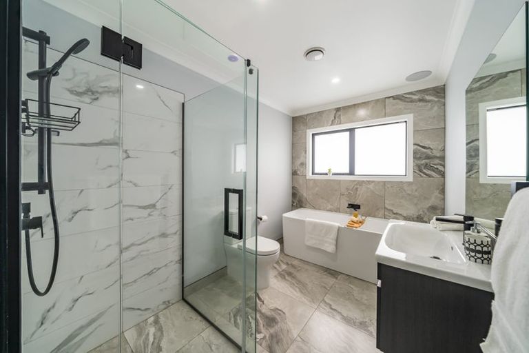 Photo of property in 11 Salisbury Crescent, Wallaceville, Upper Hutt, 5018