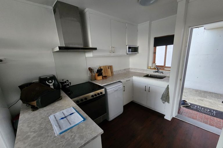 Photo of property in 6/17 Wrights Hill Road, Karori, Wellington, 6012