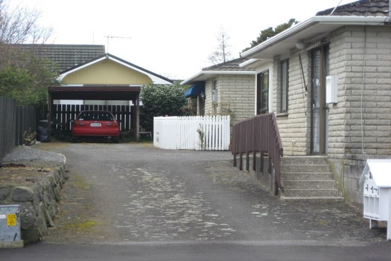 Photo of property in 2/265 Carrington Street, Vogeltown, New Plymouth, 4310