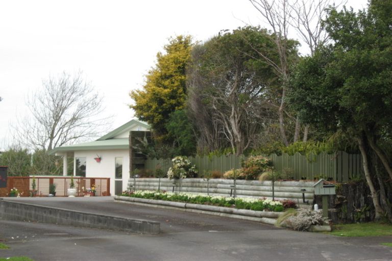 Photo of property in 14b Acacia Place, Bell Block, New Plymouth, 4312
