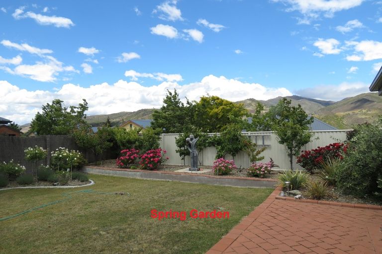 Photo of property in 7 Matthews Crescent, Cromwell, 9310