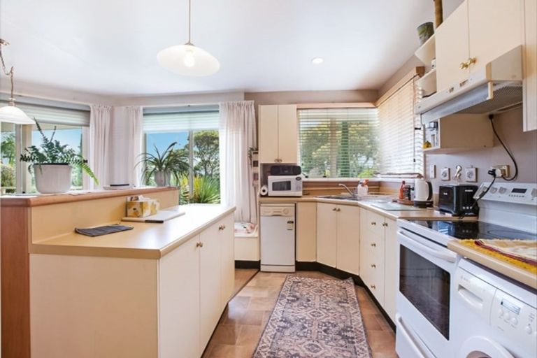 Photo of property in 105 Cable Bay Block Road, Cable Bay, 0420