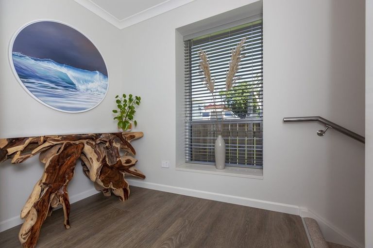 Photo of property in 118 Rosetta Road, Raumati South, Paraparaumu, 5032