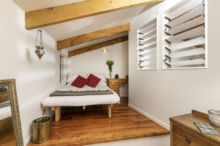 Photo of property in 3 Tree Fern Trail, Campbells Bay, Auckland, 0630