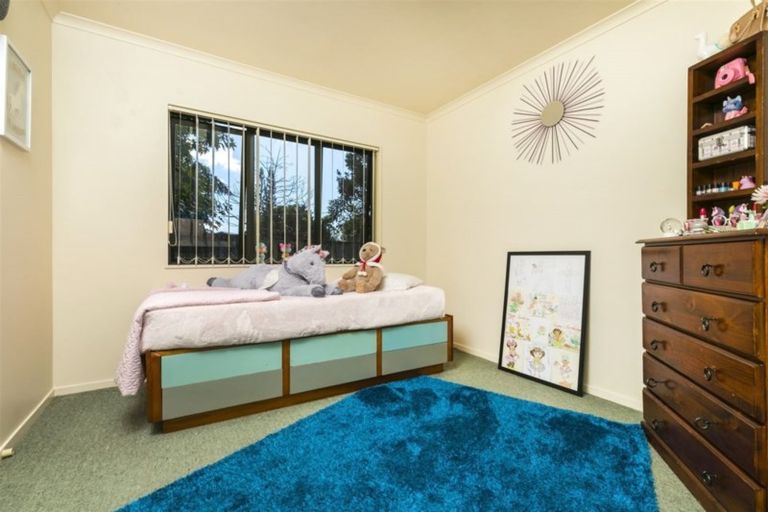 Photo of property in 18 Illana Place, Ranui, Auckland, 0612