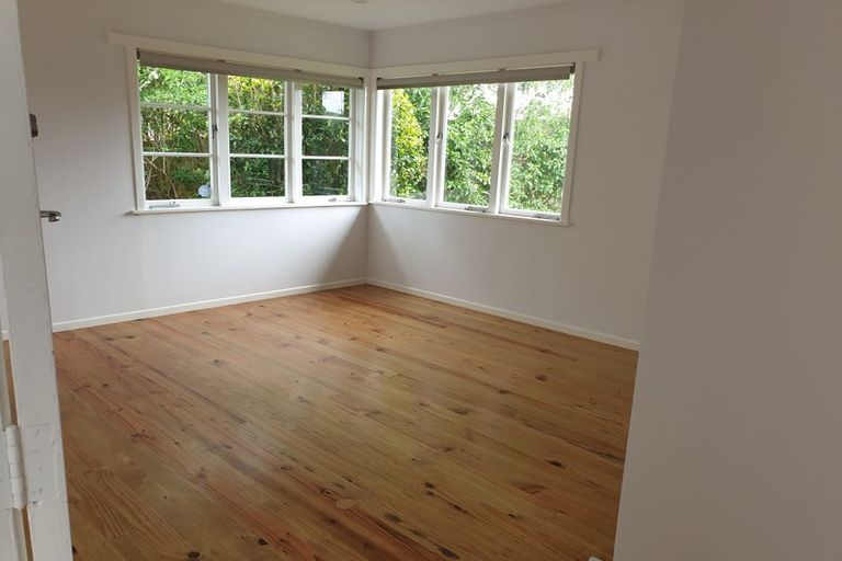 Photo of property in 32 View Street, Maungaturoto, 0520