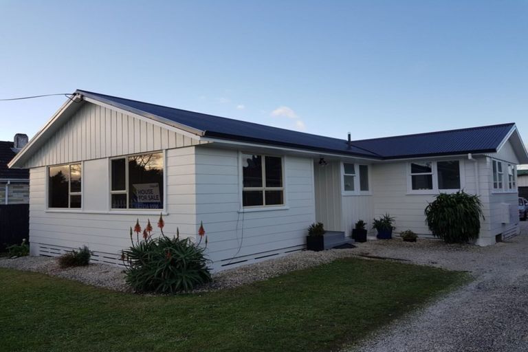 Photo of property in 60 Heath Street, St Andrews, Hamilton, 3200