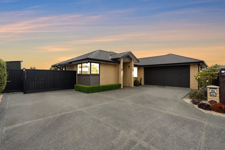 Photo of property in 14 Mariposa Crescent, Aidanfield, Christchurch, 8025