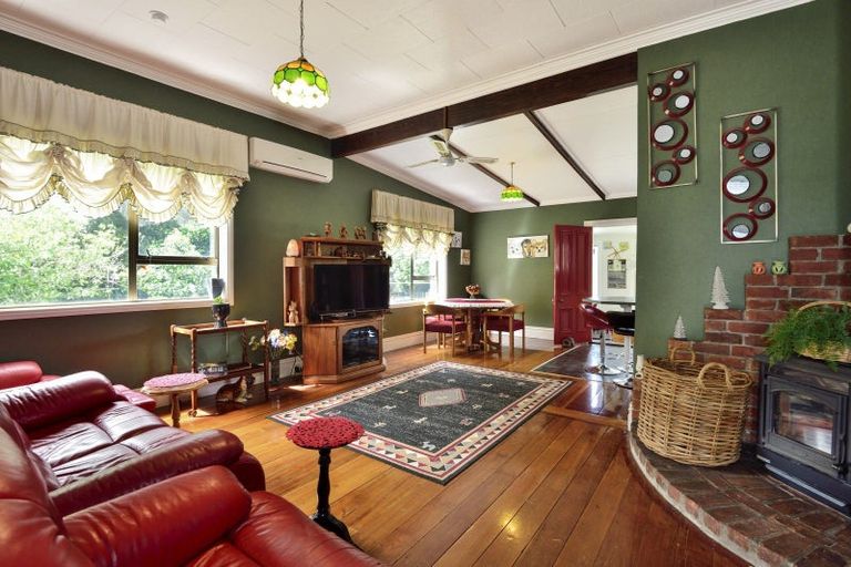 Photo of property in 72 Main Road, Makaraka, Gisborne, 4010