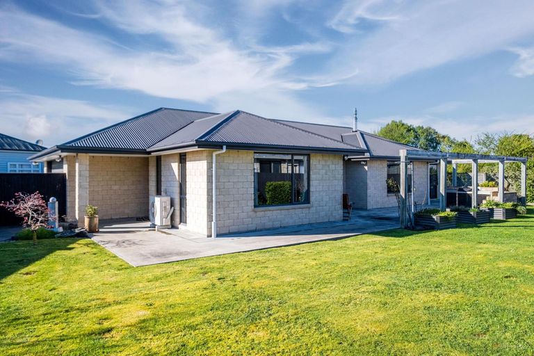 Photo of property in 10 South Terrace Road, Geraldine, 7930