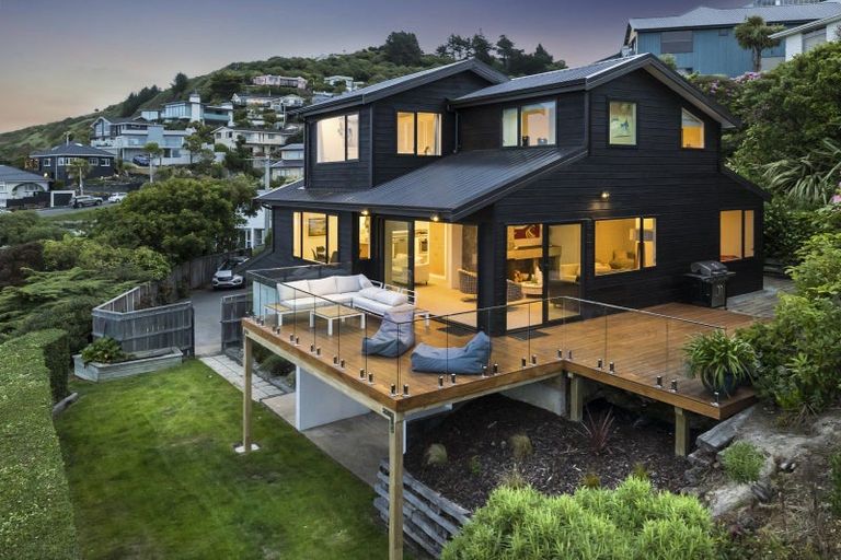 Photo of property in 54 Cliffs Road, Saint Clair, Dunedin, 9012