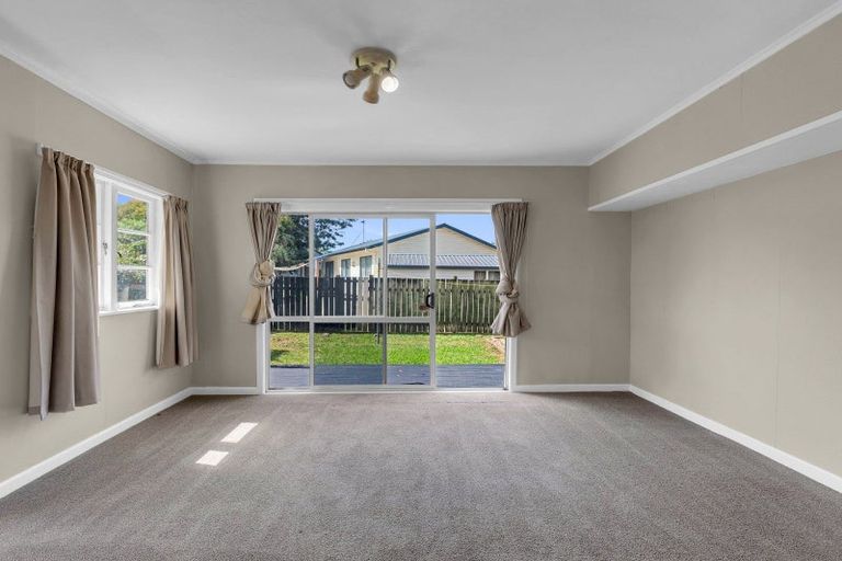 Photo of property in 10 Tui Avenue, Forest Lake, Hamilton, 3200