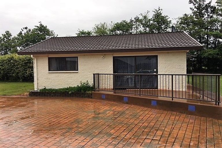 Photo of property in 1319 Kahikatea Flat Road, Kaukapakapa, 0871