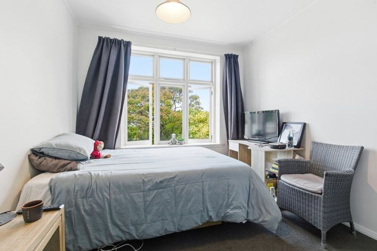 Photo of property in 25 Central Terrace, Kelburn, Wellington, 6012